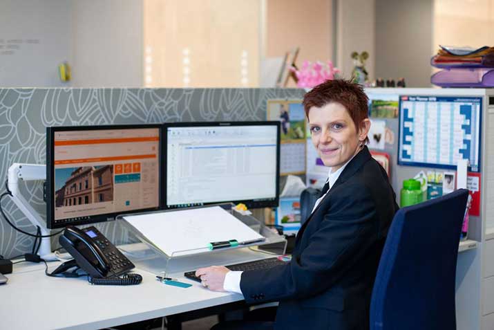 criminology-and-criminal-justice-student-heidi-jones-at-work