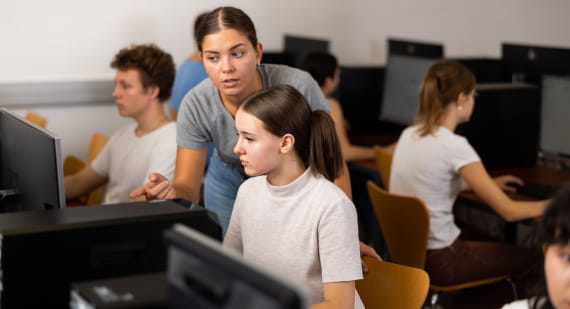 A teacher on a practicum placement that is covered by the Commonwealth Prac Payment