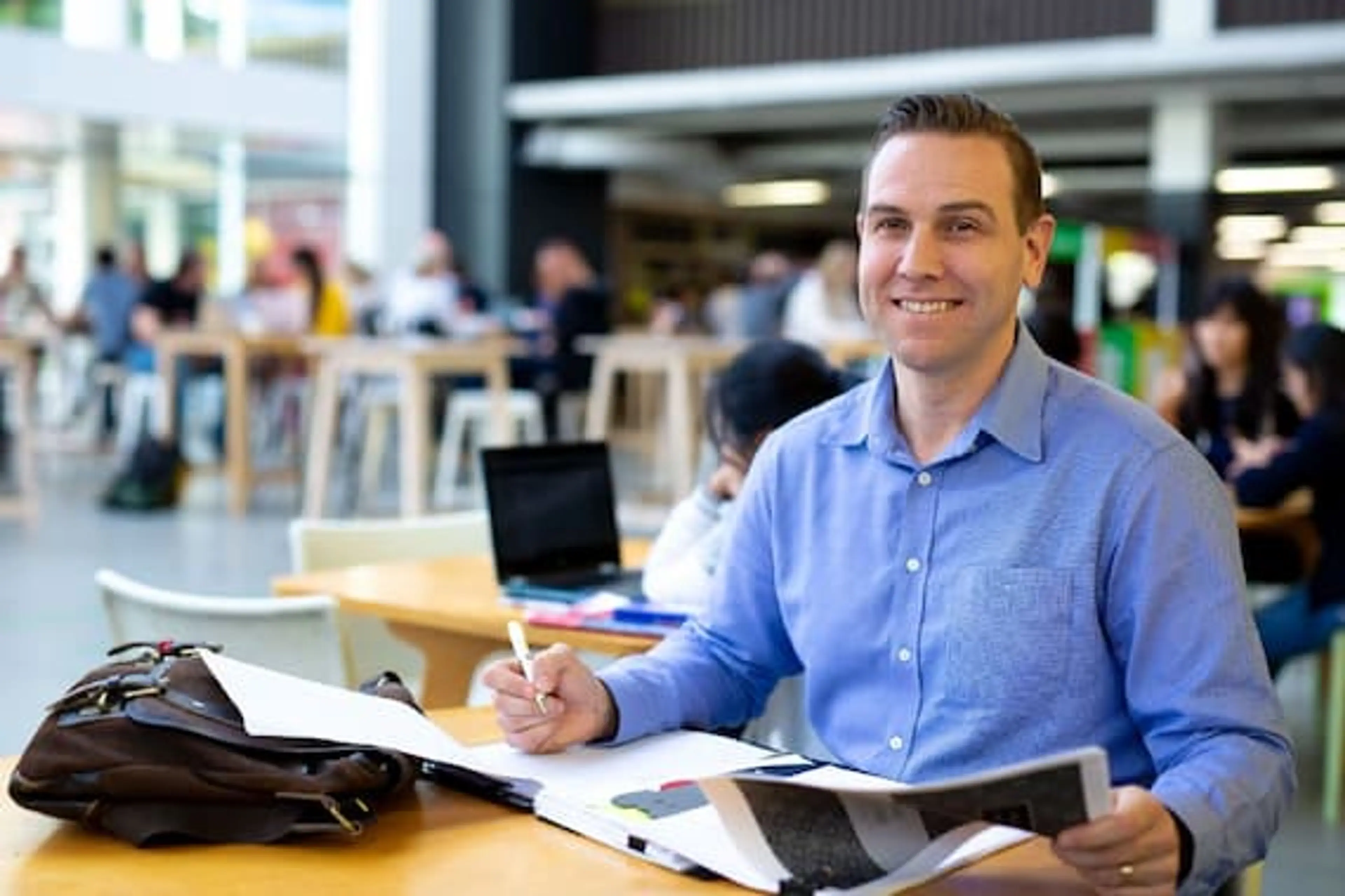 David - Studied Behavioural studies with Swinburne University, through Open Universities Australia and is now a psychologist.